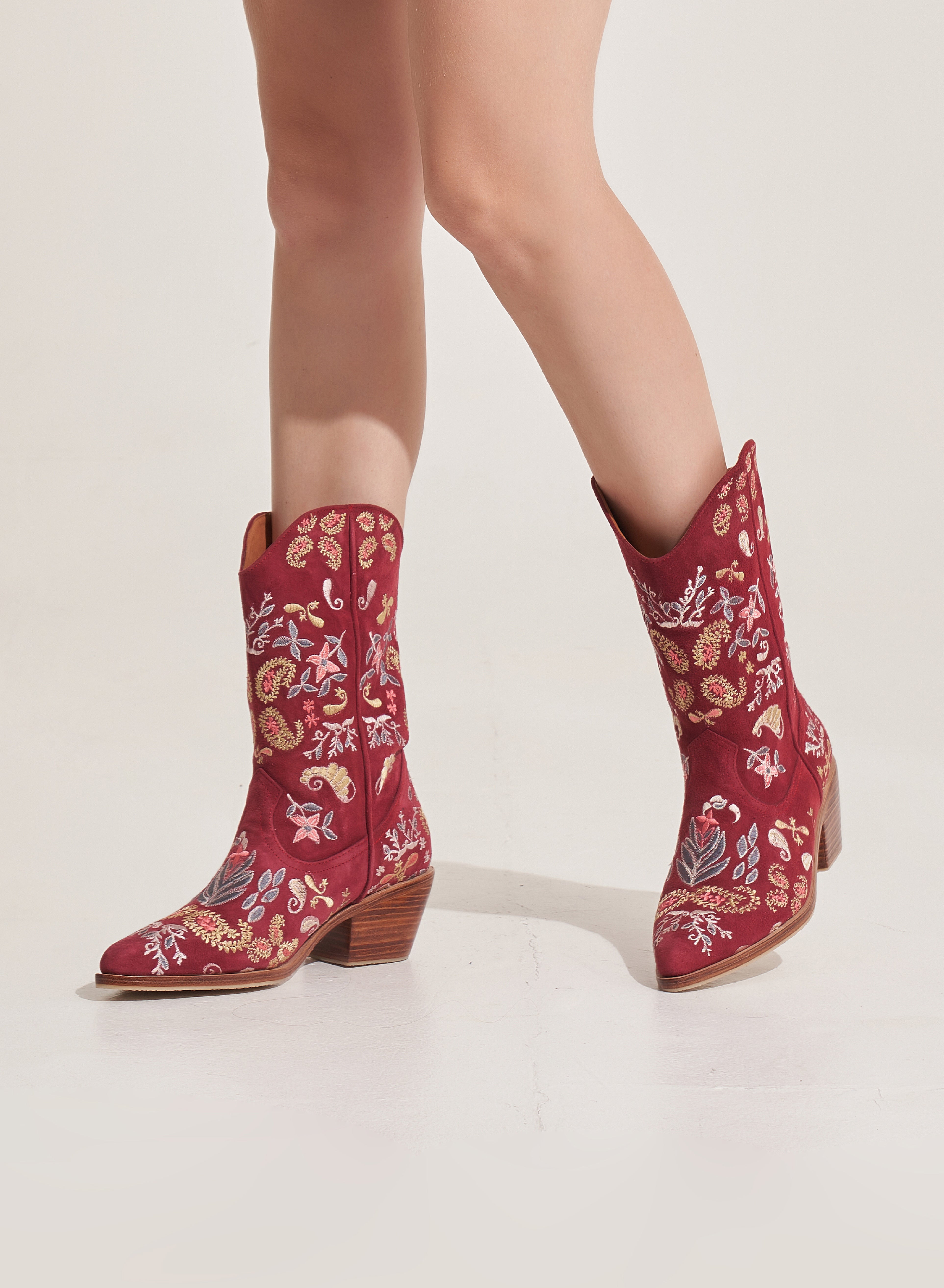 Yash Ankle Cowboy Boots Maroon