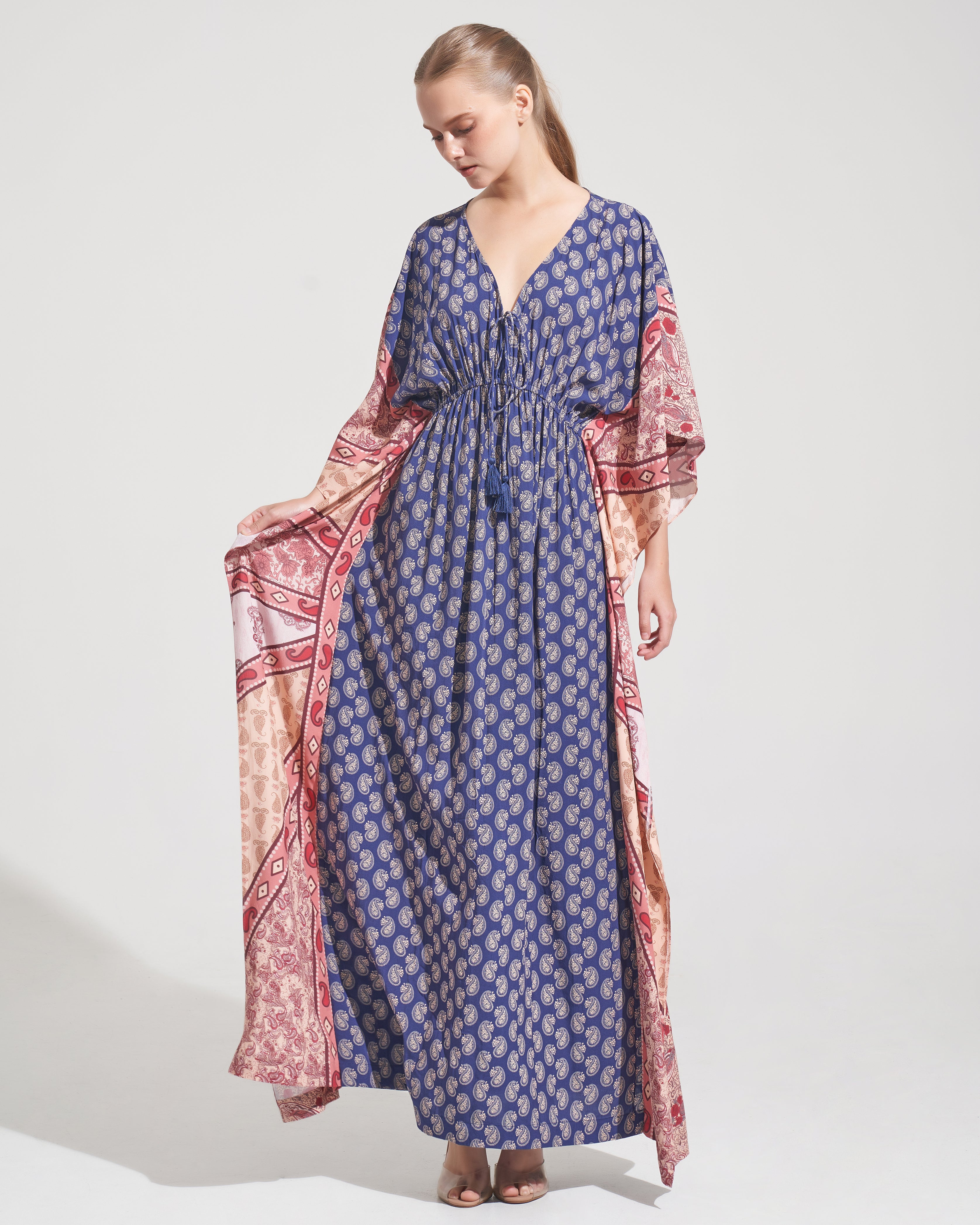 Sakari Kaftan Luana Almond